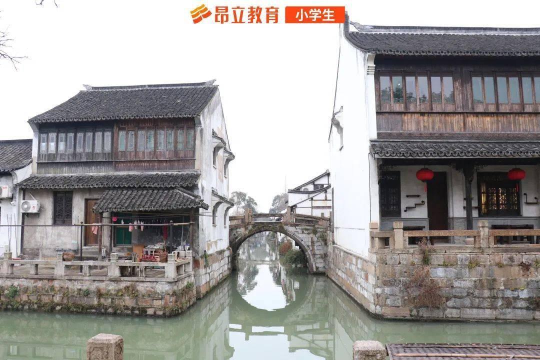 公路坦克战